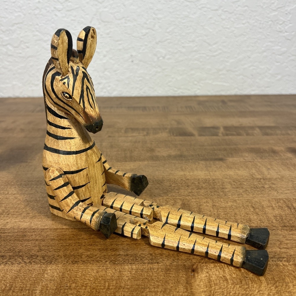 Wooden Shelf Sitters Handpainted Animals 2 Zebra & Elephant Wood Sitting - Picture 5 of 14